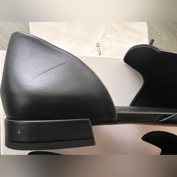 Vince. Black Flats size 10 - Picture 11 of 14